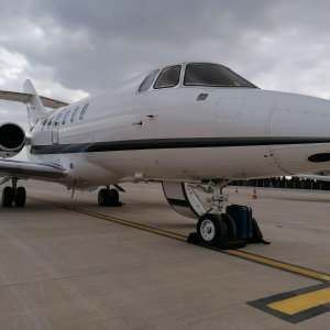 PRIVATE JET CHARTER