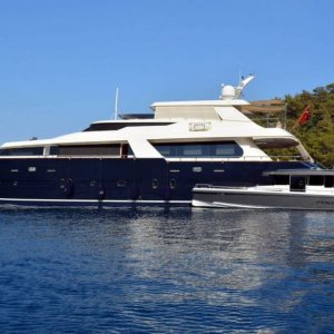 Luxury Motor Yacht 34M