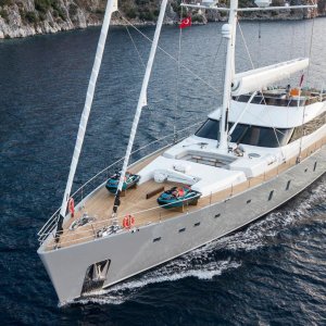 Luxury Motor Yacht 50 M