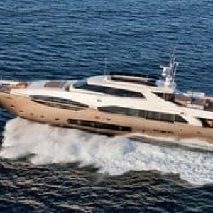 FERRETTI CUSTOMLINE 38M CHARTER MOTOR YACHT